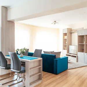 https://piata-unirii-old-town-2br.bucharesthotelsnow.com